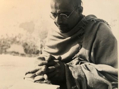 Brahmin reading an ancient text in Benares. Photo by Alain Daniélou